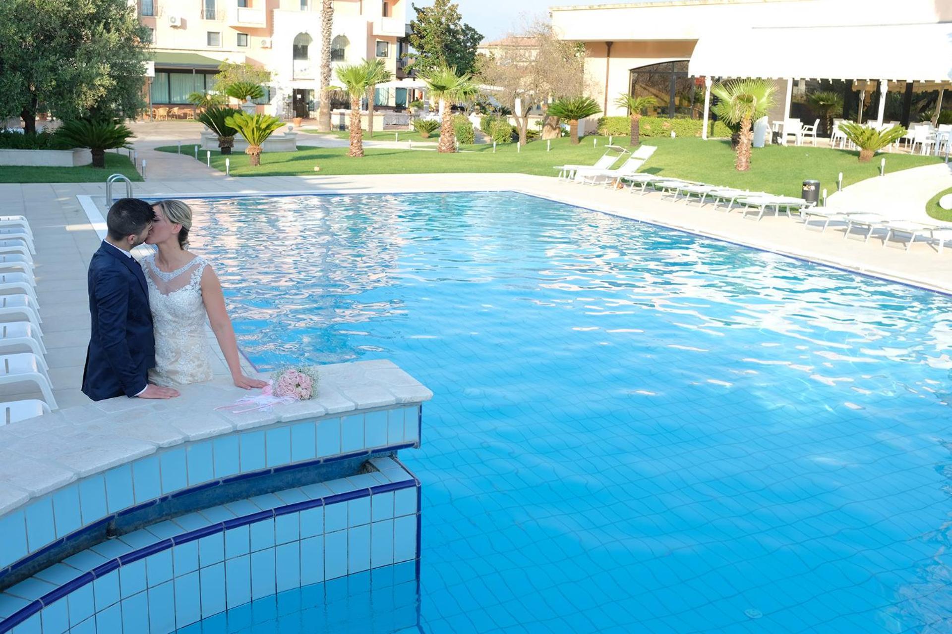 Hotel Capital Кампанья Экстерьер фото